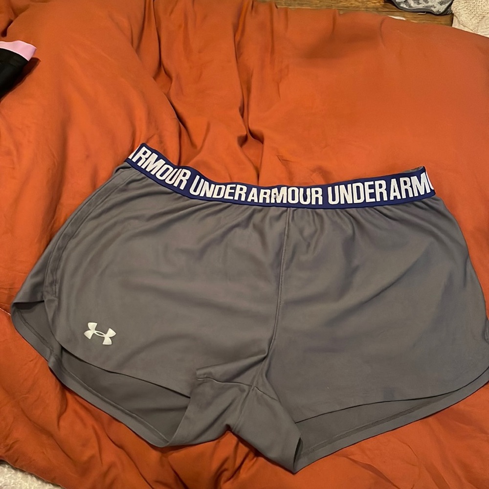 Under armour grey shorts